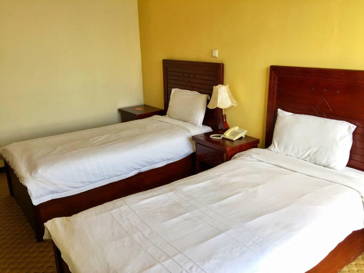 Top Ten Hotel Adís Abeba Exterior foto